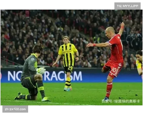 河南队中场渗透被切断 黄政宇预判干扰破坏传切配合